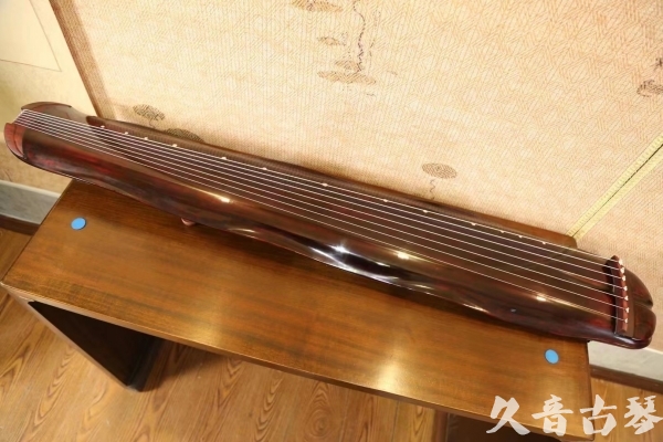 德阳市●久音古琴  ●今日推荐  20230516【收藏级断纹蕉叶】